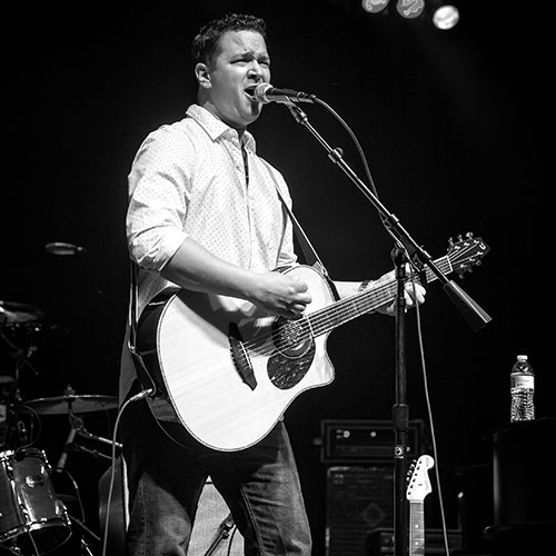 Alex-Shillo-Live-B&W